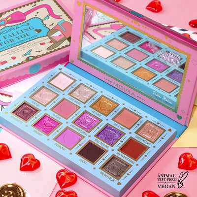 I'm Falling For You Palette [ Love Letter Series ](3 units)