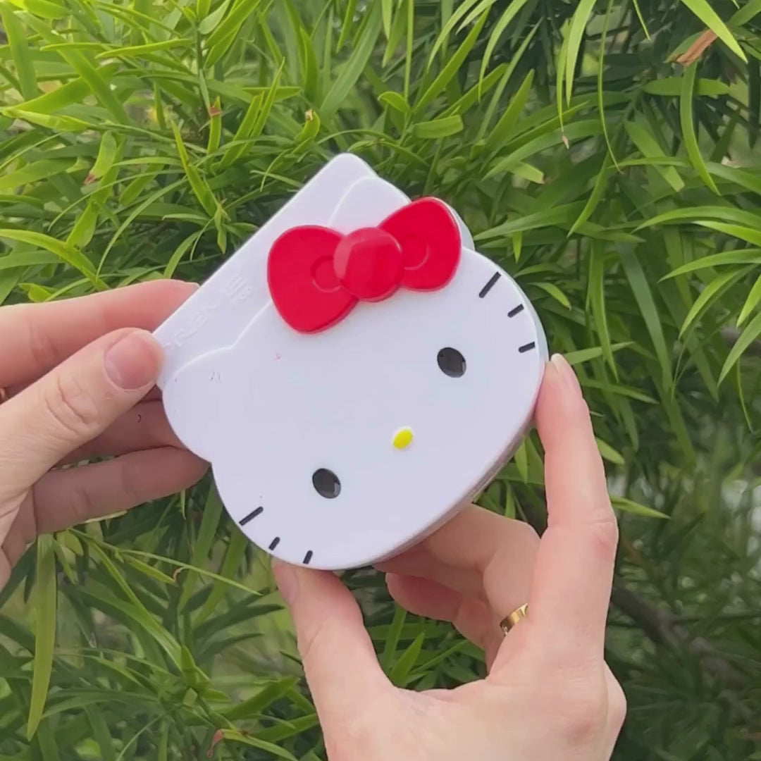 Hello Kitty Mattifying Blotting Paper + Reusable Mirror Compact (Limit ...