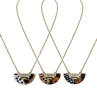 Tortoise With Animal Print Necklaces (6 units)